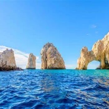 Mexico’s Beaches Are Stunning—But Is It Safe to Travel? Here’s What You Need to Know