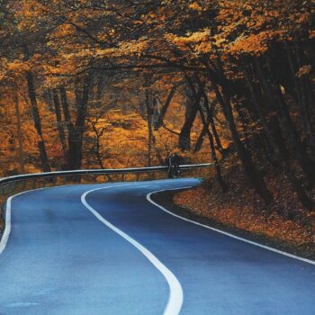 New England Fall Foliage Escape: A 10-Day Road Trip Through Crimson Canopies & Cozy Towns