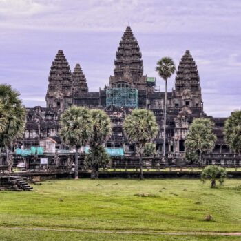 Dreamscapes of Southeast Asia: 25 Must-Do Experiences for the Adventurous Soul