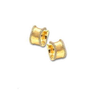 Harper Hoop Earrings in Gold